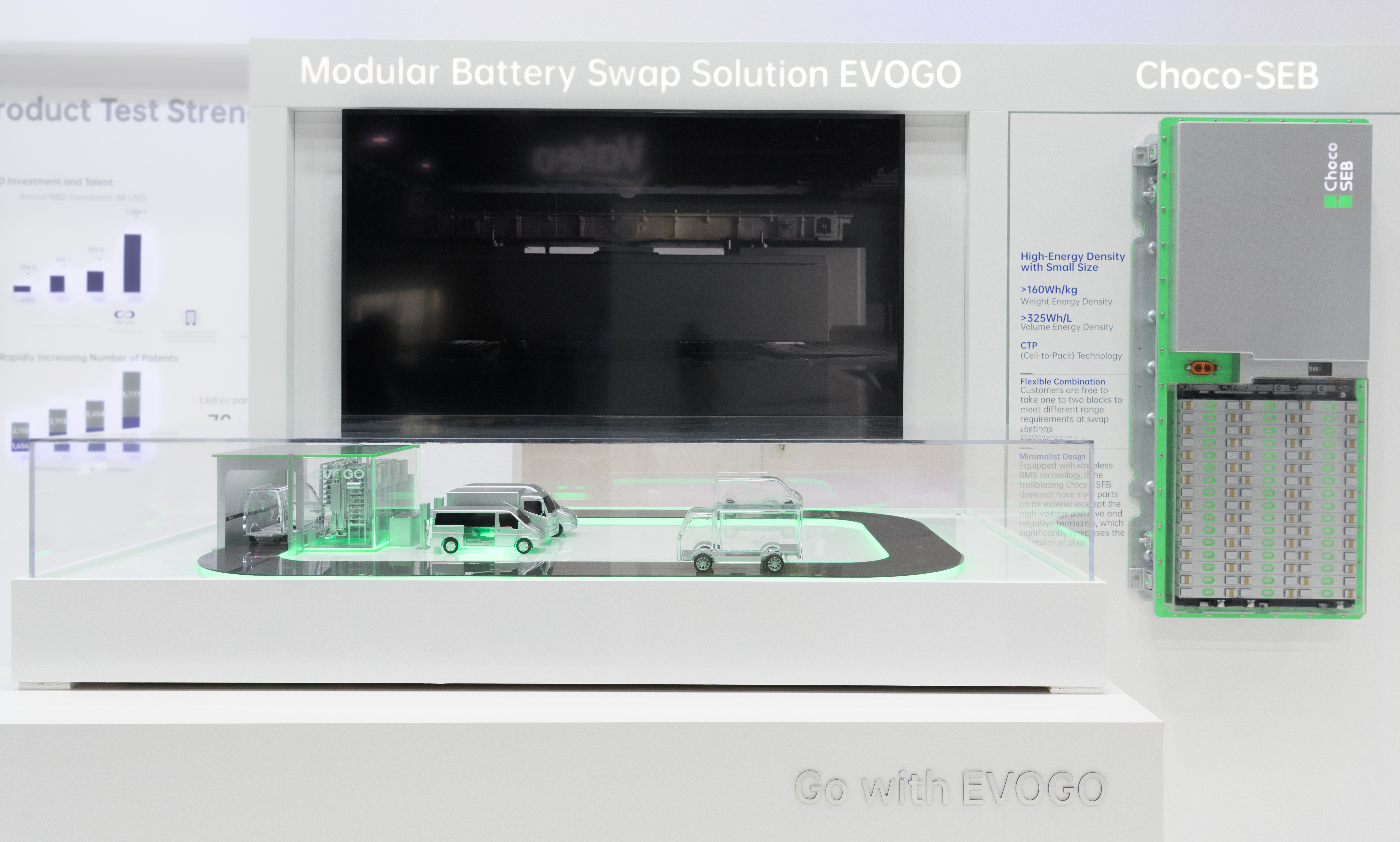 展示柜1.jpg 展示柜1.jpg